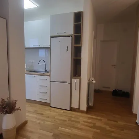 Lejlighed Konatar Apartmants